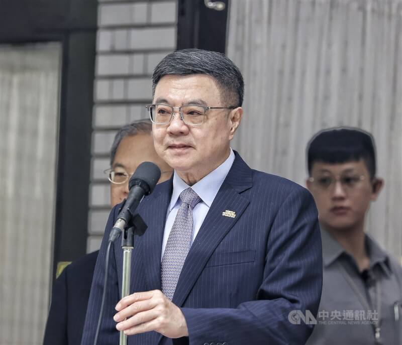 行政院長卓榮泰(前)。(中央社檔案照片)