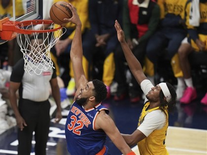 NBA湯斯決勝節飆分猛衝 尼克逆轉溜馬東冠賽開胡[影]